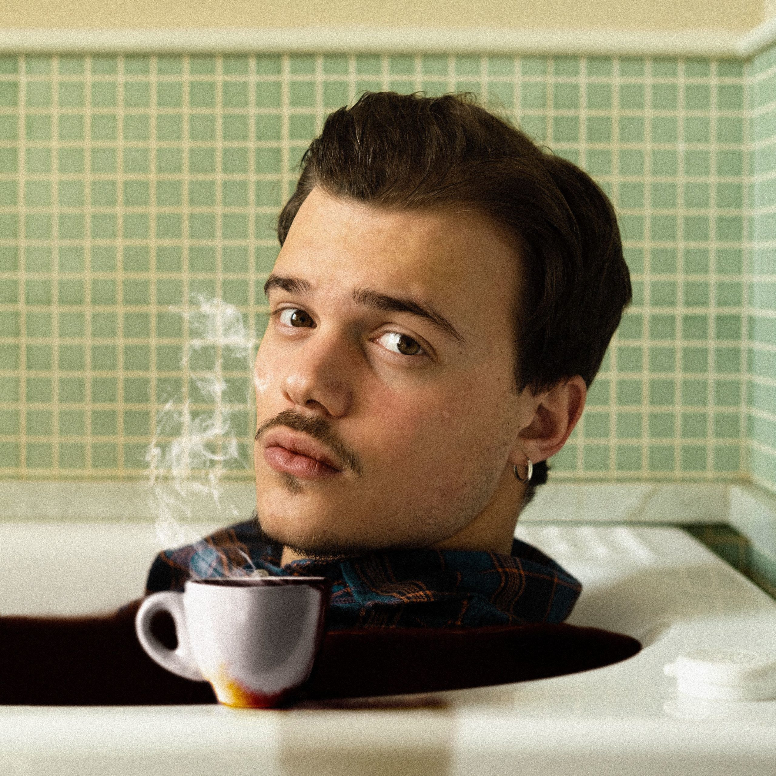 “Caffè Amaro” è il nuovo singoli di Matteo De Masi